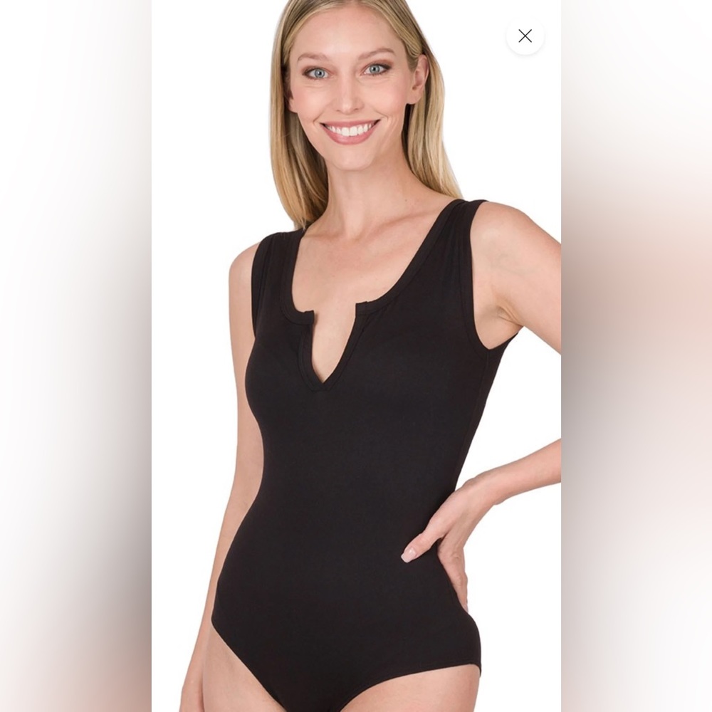 Soft notch neck stretch bodysuit- Black